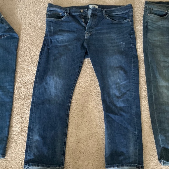 Used - Picture 1 of 3